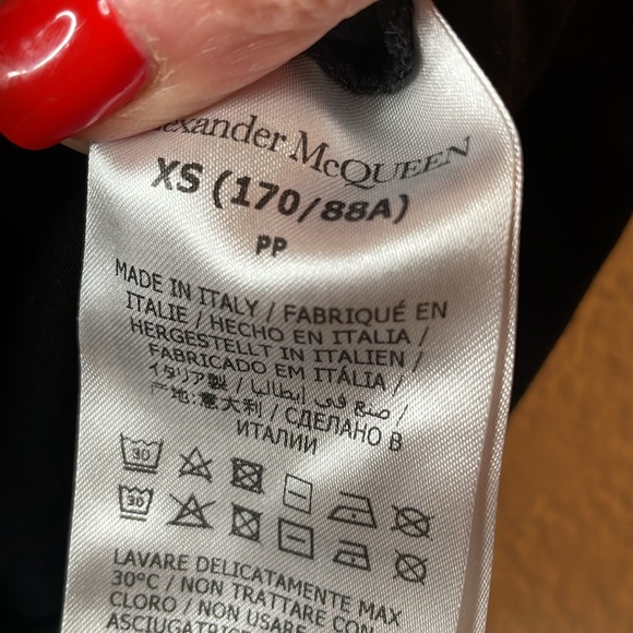 Alexander McQueen Black Graphic Tee - Picture 9 of 10